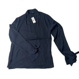 Express Blouse with ribbon cuffs